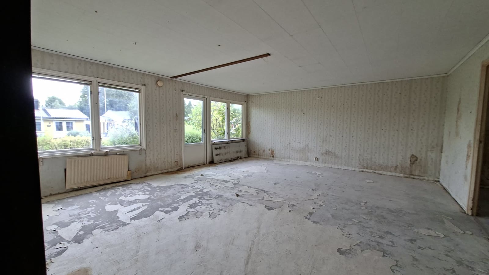 Haus Nykroppa, entkernter Innenraum auf der Betonplatte